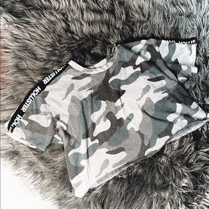 Hollister Camo Cropped Tee